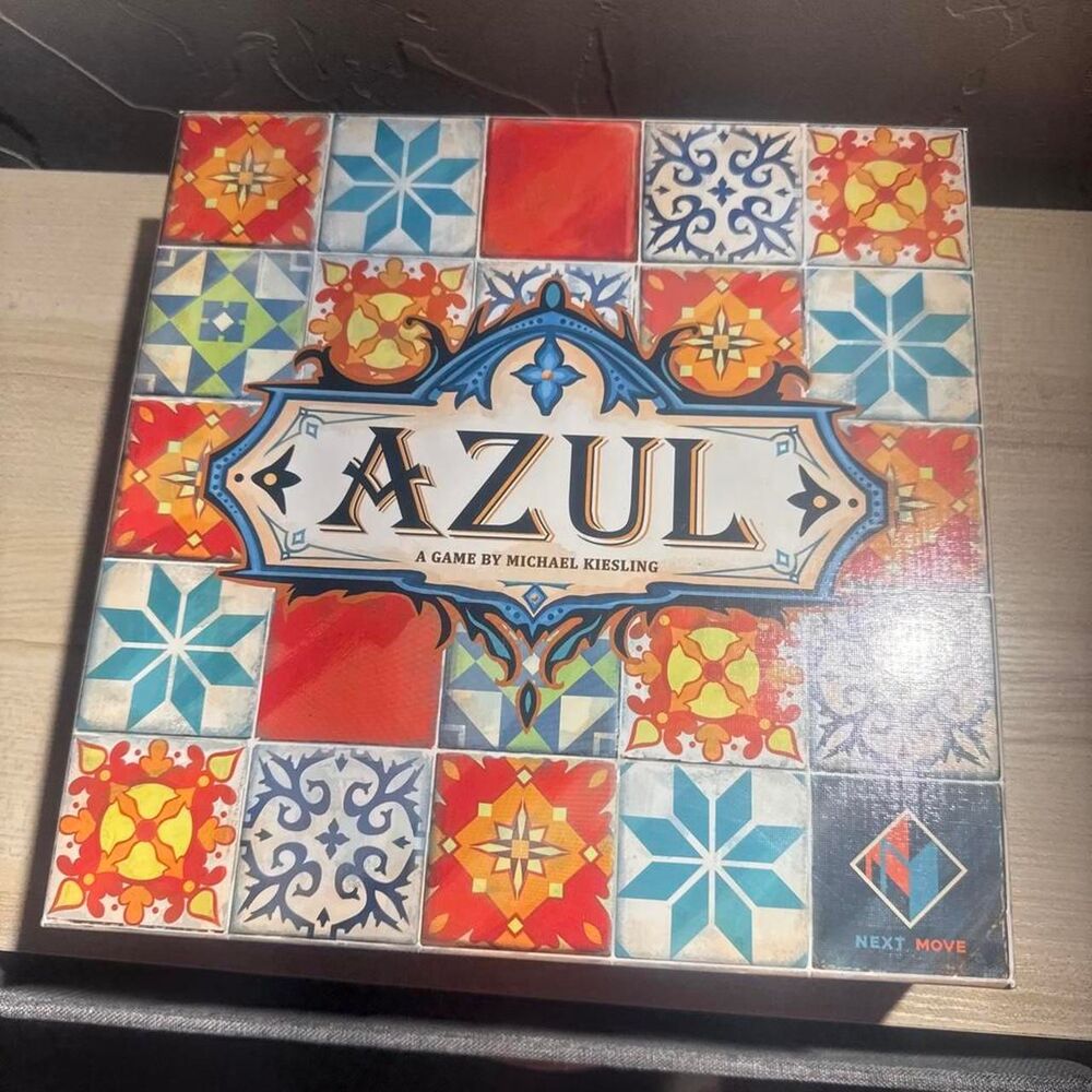 Azul Tile Placement Strategy Board Game Next Move NEW